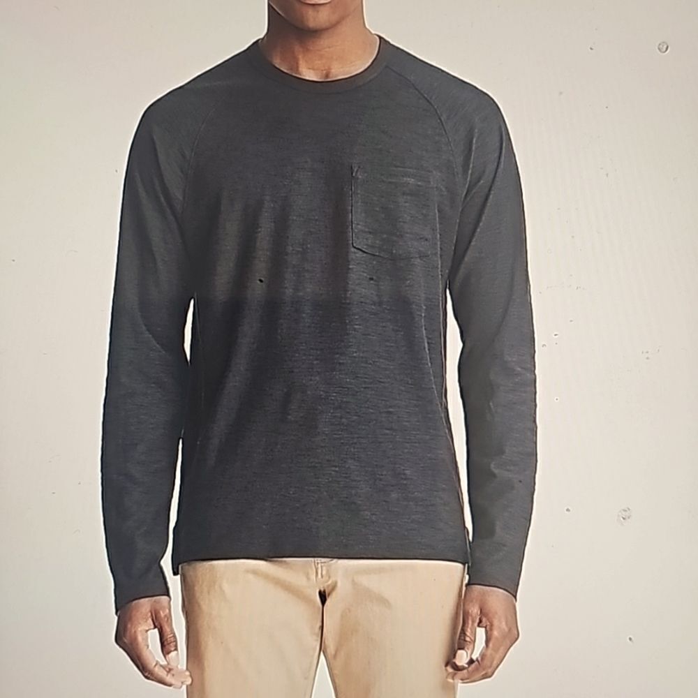 VINCE cotton long sleeve, pocket crew shirt size L